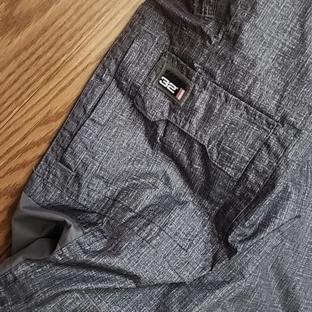 Weatherproof 32' snow‎ pants like new size 7/8